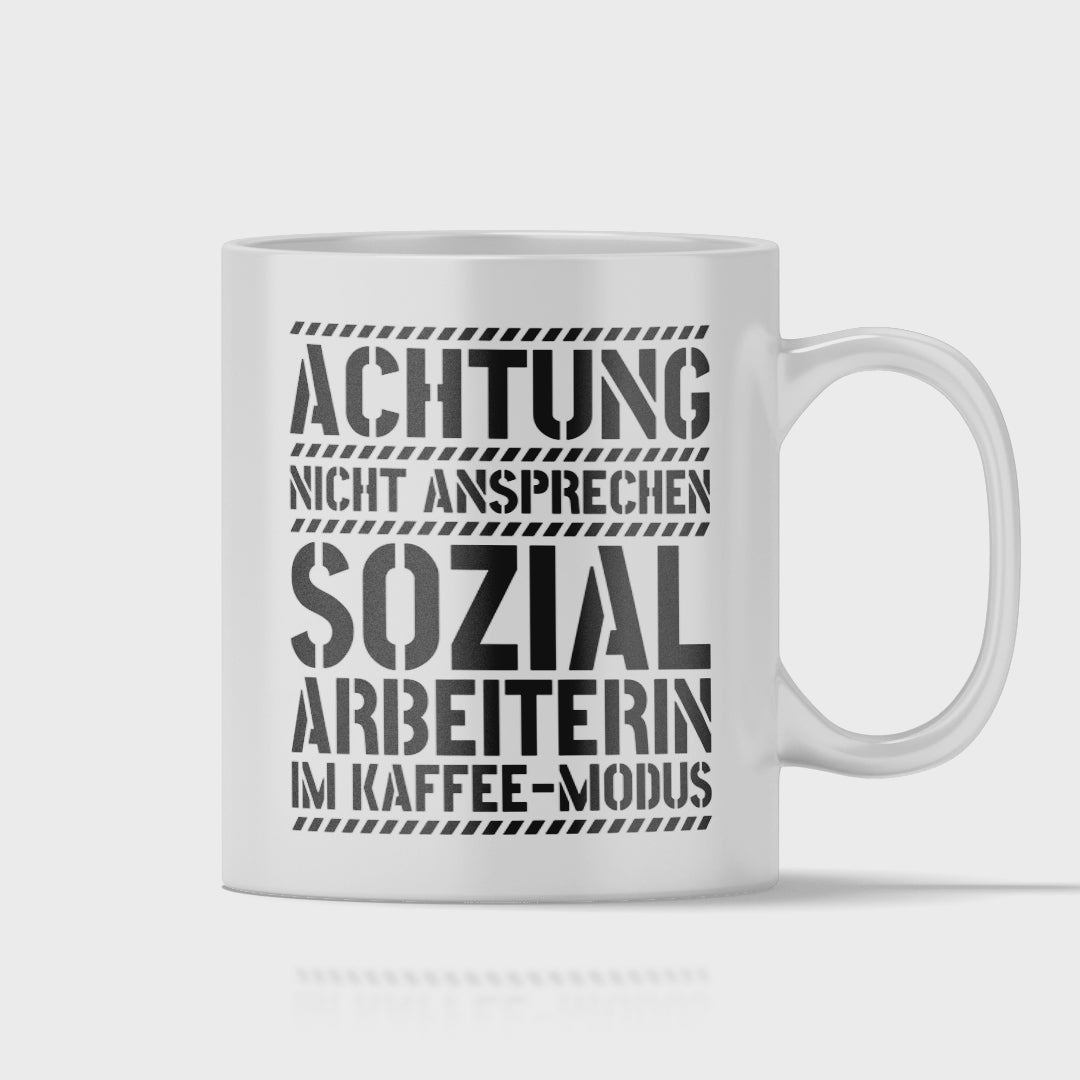 Sozialarbeiter Tasse - Sozialarbeiterin im Kaffee-Modus (Soziale Arbeit, Geschenk)